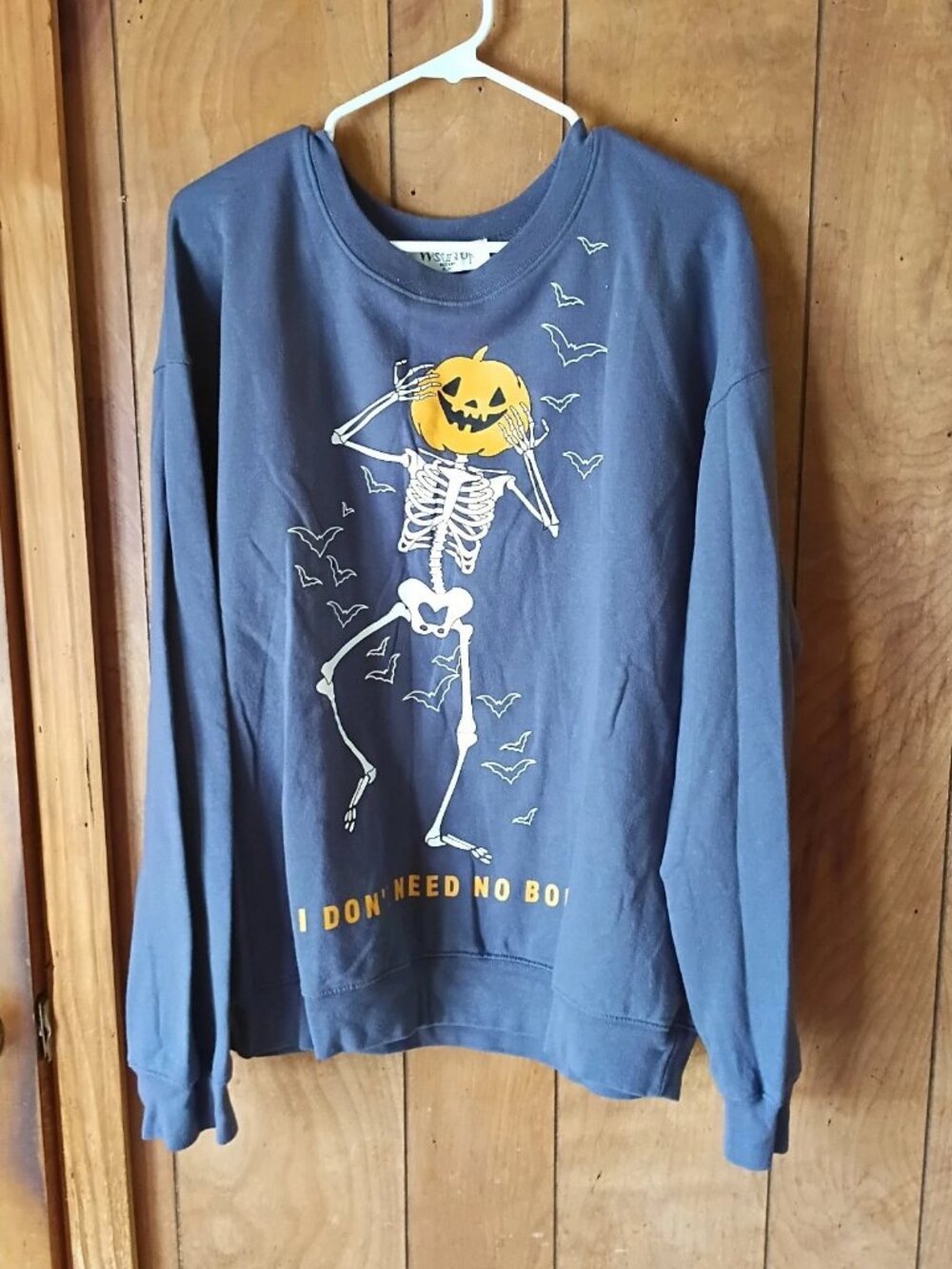 Wound Up Halloween Skeleton Pumpkin Graphic Sweatshirt XL